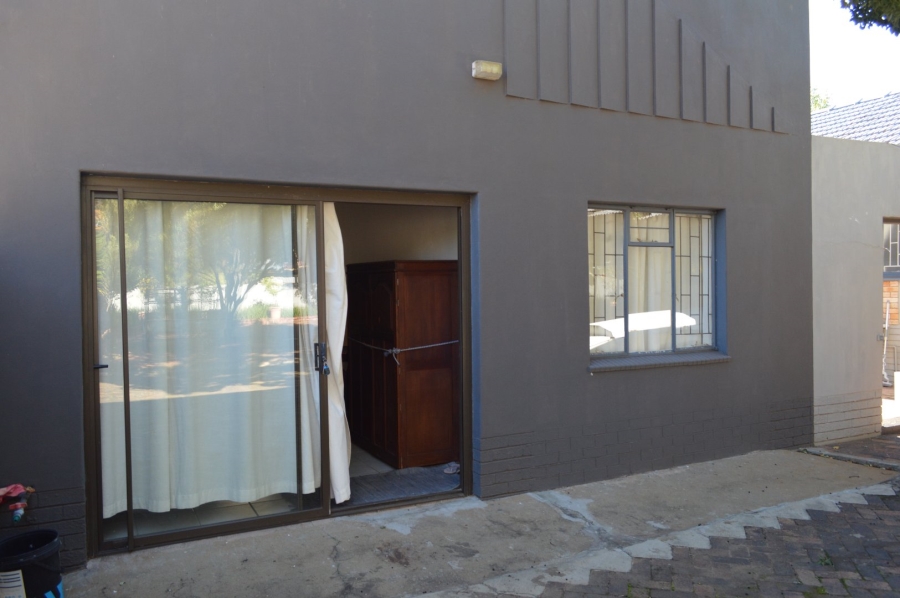 4 Bedroom Property for Sale in Wilkoppies North West